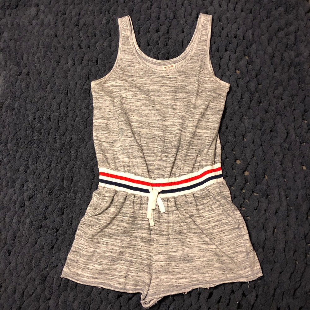 Cute target romper w/ red and navy blue stripe